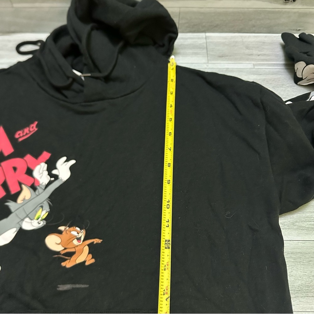 Tom and Jerry Men’s Graphic Black Hoodie S - Picture 6 of 10